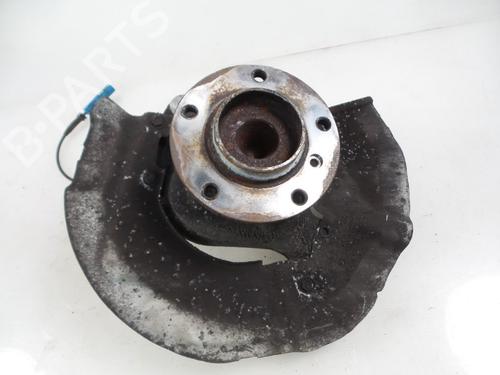 Used Left front steering knuckle BMW 5 Touring (E61) 520 d (150 hp) 22476285