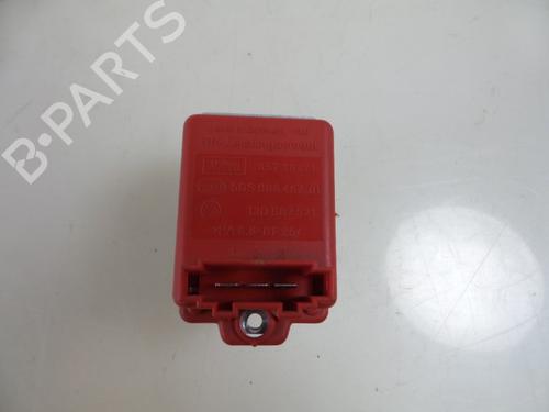 Używane Rezystor dmuchawy VW TRANSPORTER T4 Bus (70B, 70C, 7DB, 7DK, 70J, 70K, 7DC, 7DJ) 2.8 VR6 (204 hp) 30837510