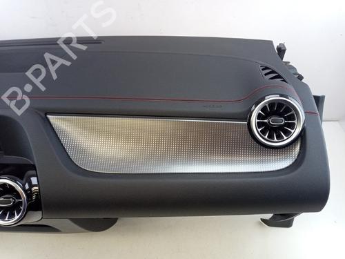 Instrumentbræt MERCEDES-BENZ EQA (H243) EQA 250+ (243.702) | BP30818118C46