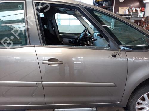 Used Right front door CITROËN C4 Picasso I MPV (UD_) 1.8 i 16V (125 hp) 22496483