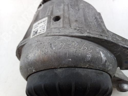 Engine mount MERCEDES-BENZ C-CLASS T-Model (S205) C 180 BlueTEC / d (205.236) | BP30084557M89