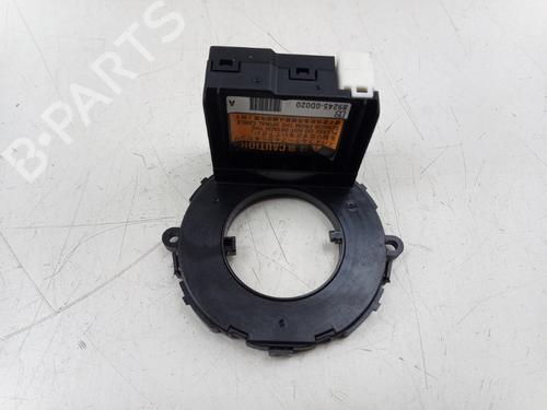 Used Electronic sensor TOYOTA YARIS (_P13_) 1.3 (NSP130_, NSP130) (99 hp) 31118089