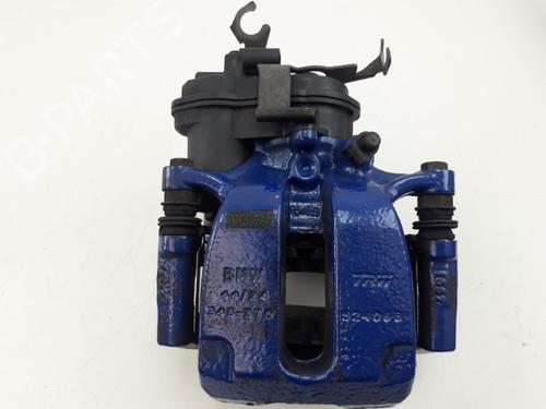 Used Left rear brake caliper BMW 5 (G30, F90) M 550 d xDrive (400 hp) 24511176