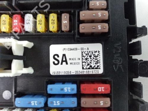 Fuse box TESLA MODEL S (5YJS) 70 | BP22500426E1 