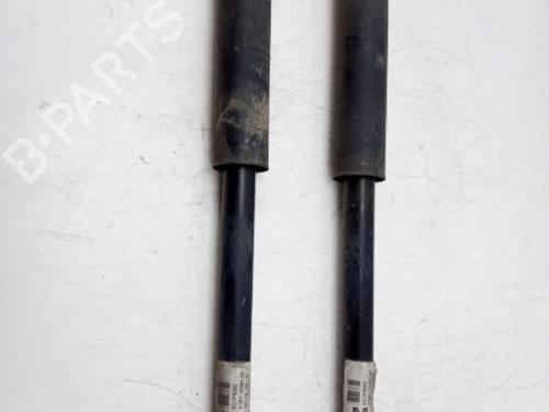 Used Right front shock absorber FORD FIESTA VII (HJ, HF) 1.5 ST EcoBoost (200 hp) 22494905