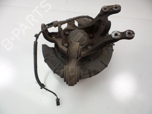 Fusee links achter KIA CEE'D SW (ED) 1.6 CRDi 115 (115 hp) 30823048