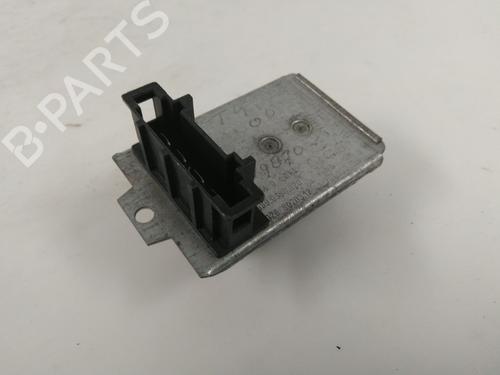 Used Heater resistor VW TRANSPORTER T4 Van (70A, 70H, 7DA, 7DH) 2.5 TDI (88 hp) 25748737