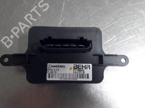 Used Heater resistor PEUGEOT 5008 (0U_, 0E_) 2.0 HDi 150 / BlueHDi 150 (150 hp) 22485722