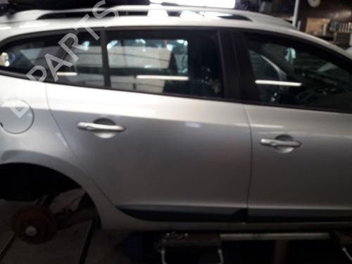 Used Right rear door RENAULT MEGANE III Grandtour (KZ0/1) 1.5 dCi (KZ09, KZ0D, KZ1G, KZ29, KZ14, KZ1W, KZ10, KZ1F,... (110 hp) 22506478
