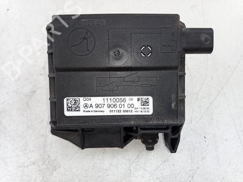 Used Electronic module Electronic module CHEVROLET MALIBU 4.4 (117 hp) 33956084 33956084