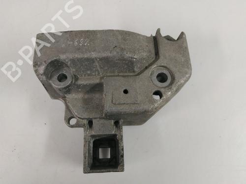 Support de moteur RENAULT SCÉNIC I MPV (JA0/1_, FA0_) 1.4 16V (JA0D, JA1H, Ja0W, JA10) (95 hp) 22451286