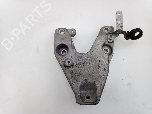 Used Engine mount BMW 1 (F20) M 135 i xDrive (320 hp) 24375169