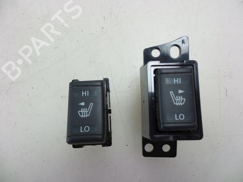 Used Switch NISSAN X-TRAIL III (T32_, T32R, T32RR) 1.6 DIG-T (T32) (163 hp) 22491022