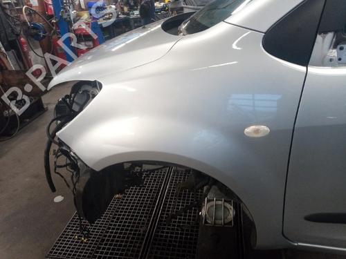 Forskærm venstre OPEL AGILA B (H08) 1.2 (F68) (94 hp) 31259504