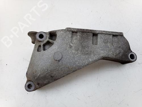 Used Engine mount VW TRANSPORTER T5 Van (7HA, 7HH, 7EA, 7EH) 2.0 BiTDI (180 hp) 22513685