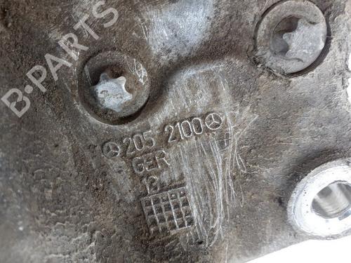 Left front steering knuckle MERCEDES-BENZ C-CLASS T-Model (S205) C 180 BlueTEC / d (205.236) | BP30084528M25