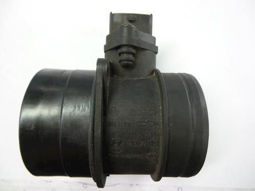 Used Mass air flow sensor KIA SORENTO I (JC) 2.5 CRDi 4WD (140 hp) 22455936
