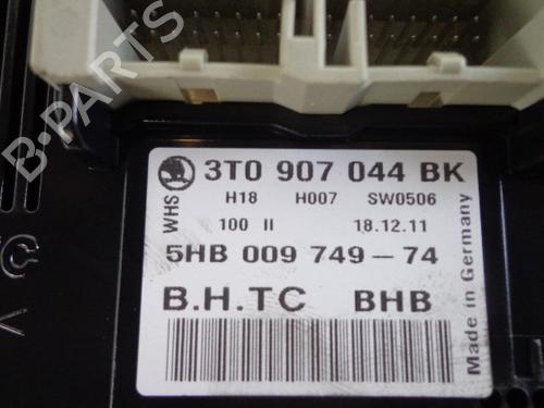 AC-Styringsenhed/Manøvreenhed SKODA OCTAVIA II Combi (1Z5) 1.6 TDI | BP22471212I5