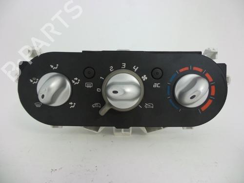 Commande Chauffage RENAULT TWINGO II (CN0_) 1.2 16V (CN04, CN0B) (75 hp) 22457261