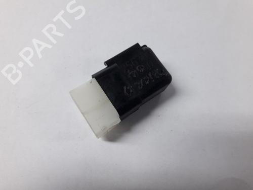 Used Electronic sensor NISSAN MICRA III (K12) 1.2 16V (65 hp) 22506641