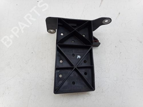 front-bumper-bracket-renault-twingo-iii-bcm_-bca_-2014-32330217 main image