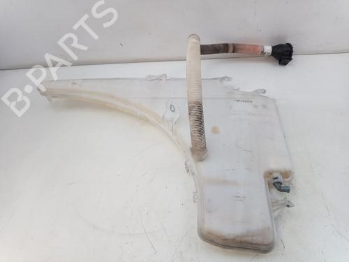 Used Windscreen washer tank BMW 3 (E90) 318 i (143 hp) 28173463