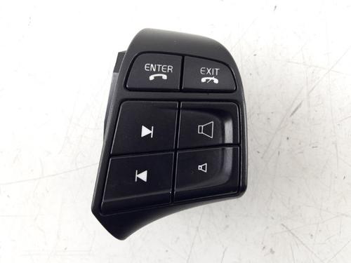 Commandes au volant VOLVO V70 III (135) 2.4 D (163 hp) 22507672
