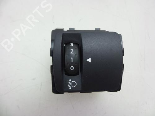 Used Switch RENAULT MEGANE IV Grandtour (K9A/M/N_) 1.2 TCe 100 (100 hp) 22488911
