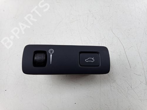 other-polestar-polestar-2-534-2019-31672914 main image