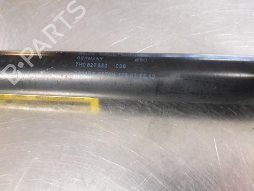 Tailgate lift support VW TRANSPORTER T5 Van (7HA, 7HH, 7EA, 7EH) 2.5 TDI | BP22472132C138 