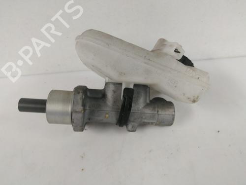 Used Brake master cylinder Brake master cylinder CITROËN XSARA Break (N2) 1.6 16V (109 hp) 22451785 22451785