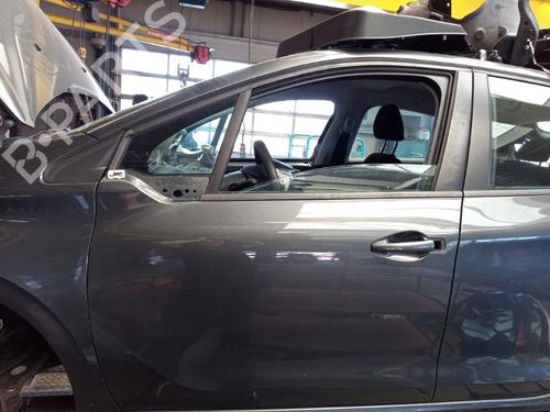 Used Left front door PEUGEOT 208 I (CA_, CC_) 1.6 BlueHDi 100 (100 hp) 26278442