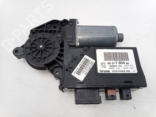 Module électronique PEUGEOT 307 SW (3H) 2.0 16V (136 hp) 30794598