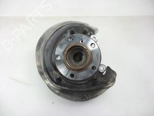Used Left front steering knuckle BMW 1 (F20) 118 i (136 hp) 22487273
