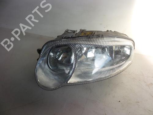 Faro izquierdo ALFA ROMEO 147 (937_) 1.6 16V T.SPARK ECO (937.AXA1A, 937.BXA1A) (105 hp) 22488453
