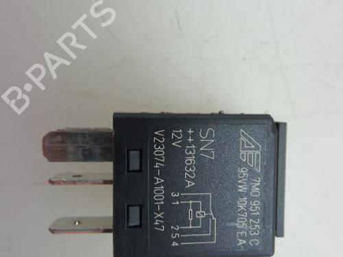 Used Electronic sensor AUDI TT Roadster (8J9) 1.8 TFSI (160 hp) 22490092