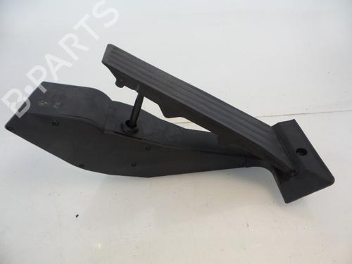Used Pedal BMW 5 Touring (E61) 520 d (150 hp) 22476317