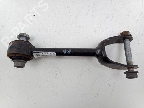 Used Right rear suspension arm TESLA MODEL 3 (5YJ3) EV AWD (351 hp) 23110858