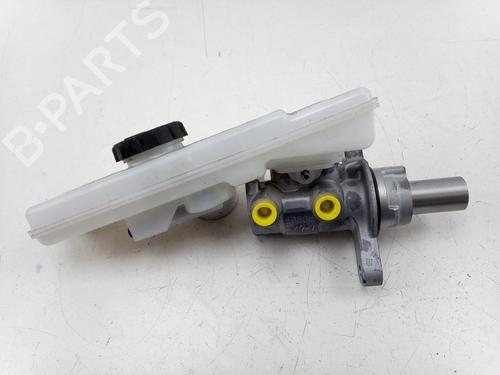 Used Brake master cylinder TESLA MODEL 3 (5YJ3) EV AWD (351 hp) 23024782