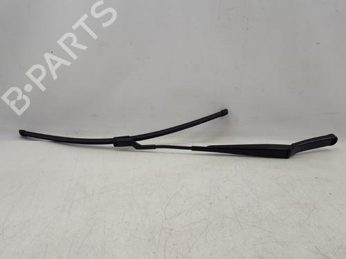 Used Front windshield wiper arm VW PASSAT B8 Variant (3G5, CB5) 1.6 TDI (120 hp) 22501223