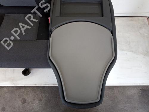 Right front seat RENAULT MASTER III Van (FV) 2.3 dCi 130 FWD (FV0M, FV0Y, FV0J, FV02, FV03) | BP32350297C16 
