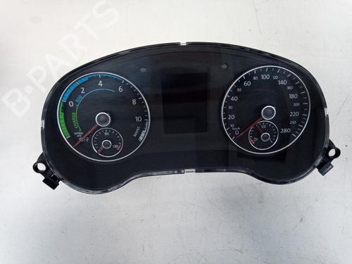 Used Display monitor VW JETTA IV (162, 163, AV3, AV2) 1.4 TSI Hybrid (170 hp) 24230753