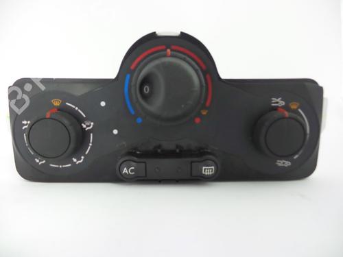 AC-Styringsenhed/Manøvreenhed RENAULT CLIO III Grandtour (KR0/1_) 1.2 16V (KR0P) (101 hp) 22464174