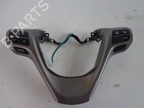 Used Switch TOYOTA AVENSIS Saloon (_T27_) 2.0 D-4D (ADT270_, ADT270R) (126 hp) 22468638