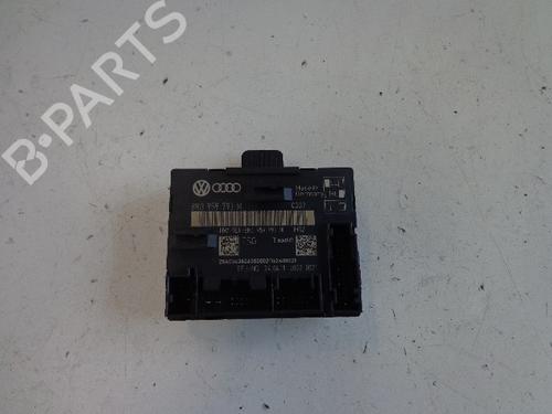 Used Electronic module AUDI A4 B8 Avant (8K5) 2.0 TDI (143 hp) 22471179