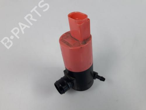 Used Washer pump TOYOTA YARIS (_P9_) 1.3 VVT-i (SCP90_, SCP90R) (87 hp) 22509093