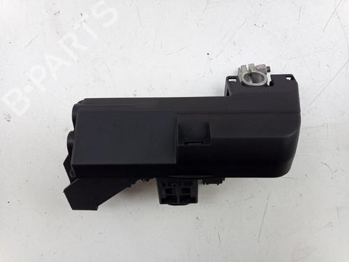 Used Fuse box Fuse box 22515223 22515223