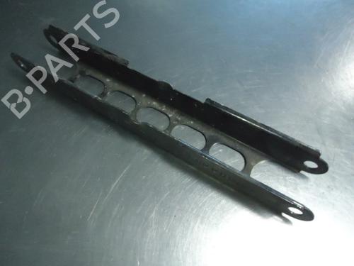 Used Right rear suspension arm BMW 1 (E81) 118 d (136 hp) 22456426