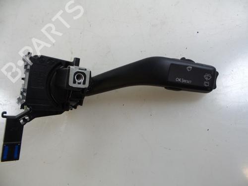 Used Steering column stalk SEAT LEON (1P1) 1.6 (102 hp) 22475630