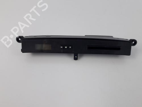 Used Display monitor HYUNDAI TUCSON (JM) 2.0 CRDi (140 hp) 30837596